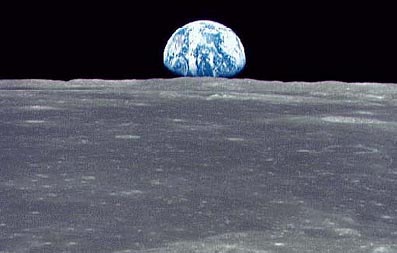 Lever de terre  la surface de la lune